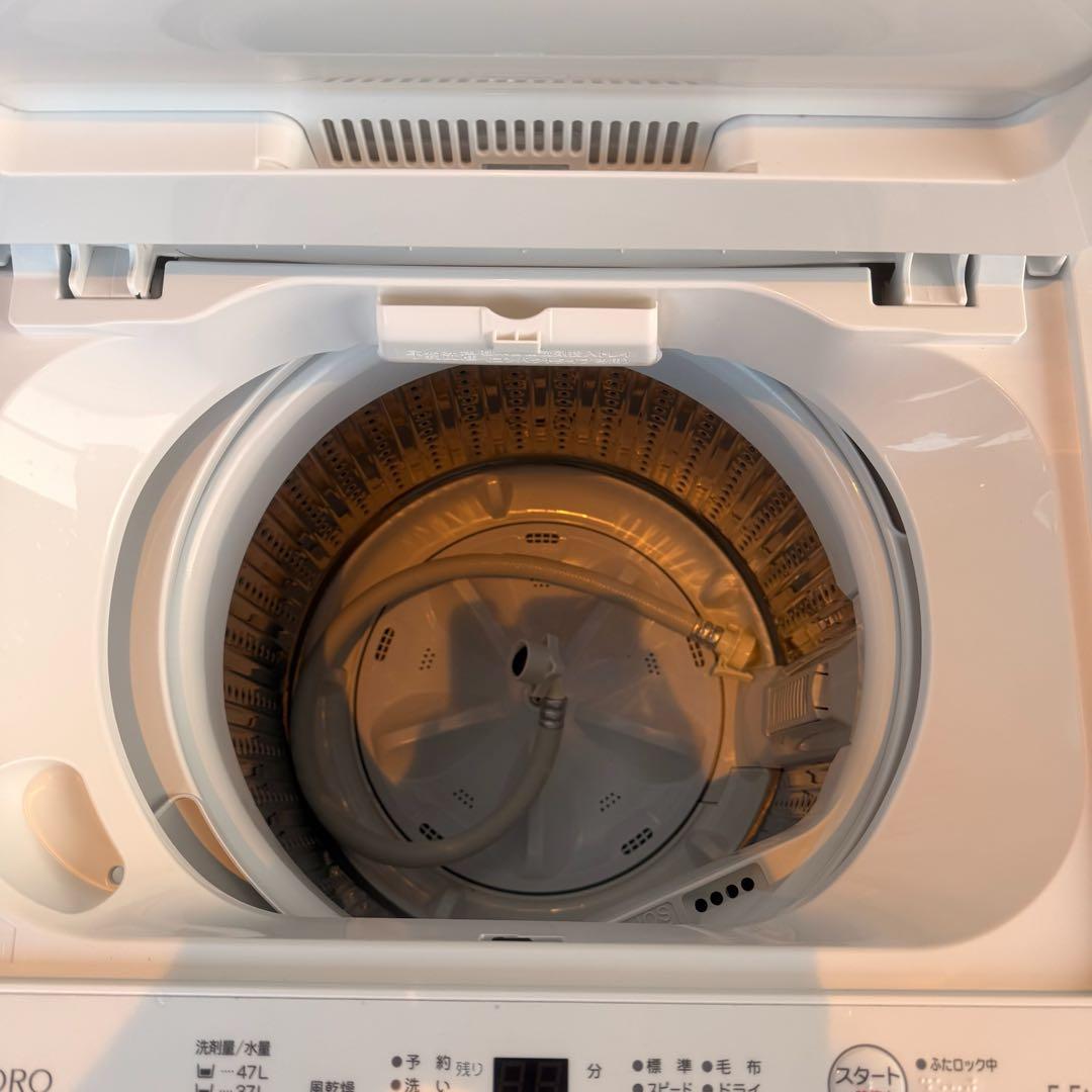 ●極美品 2025年製 女性利用 ヤマダ 洗濯機 YWM-T55LW 5.5kg