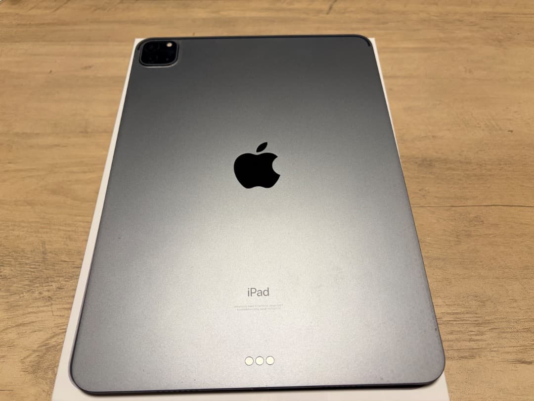 【美品】Apple iPad Pro (11インチ) 第3世代 256GB