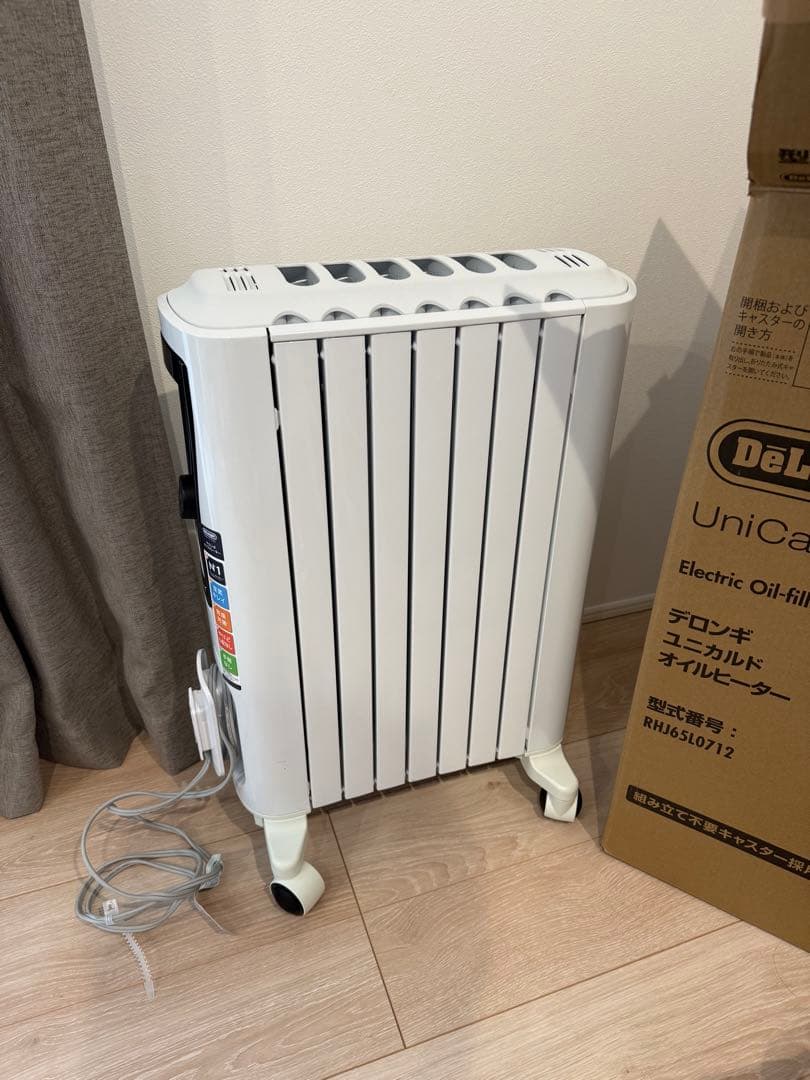 デロンギ　ユニカルドオイルヒーター　RHJ65L0712