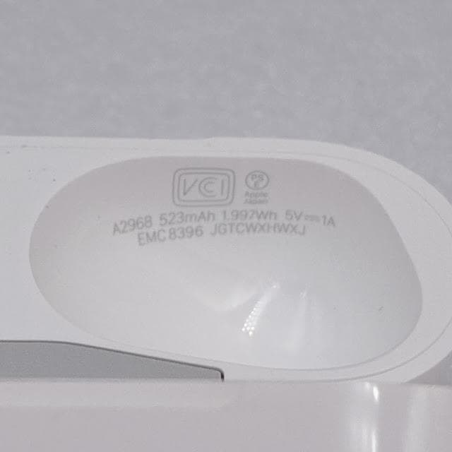 【極美品】Apple AirPods Pro 第2世代 TYPE-C 充電ケース