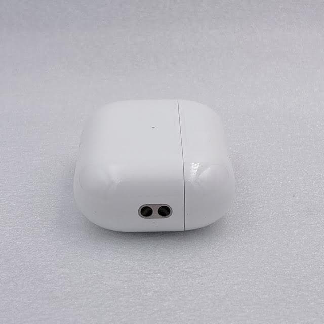 【極美品】Apple AirPods Pro 第2世代 TYPE-C 充電ケース