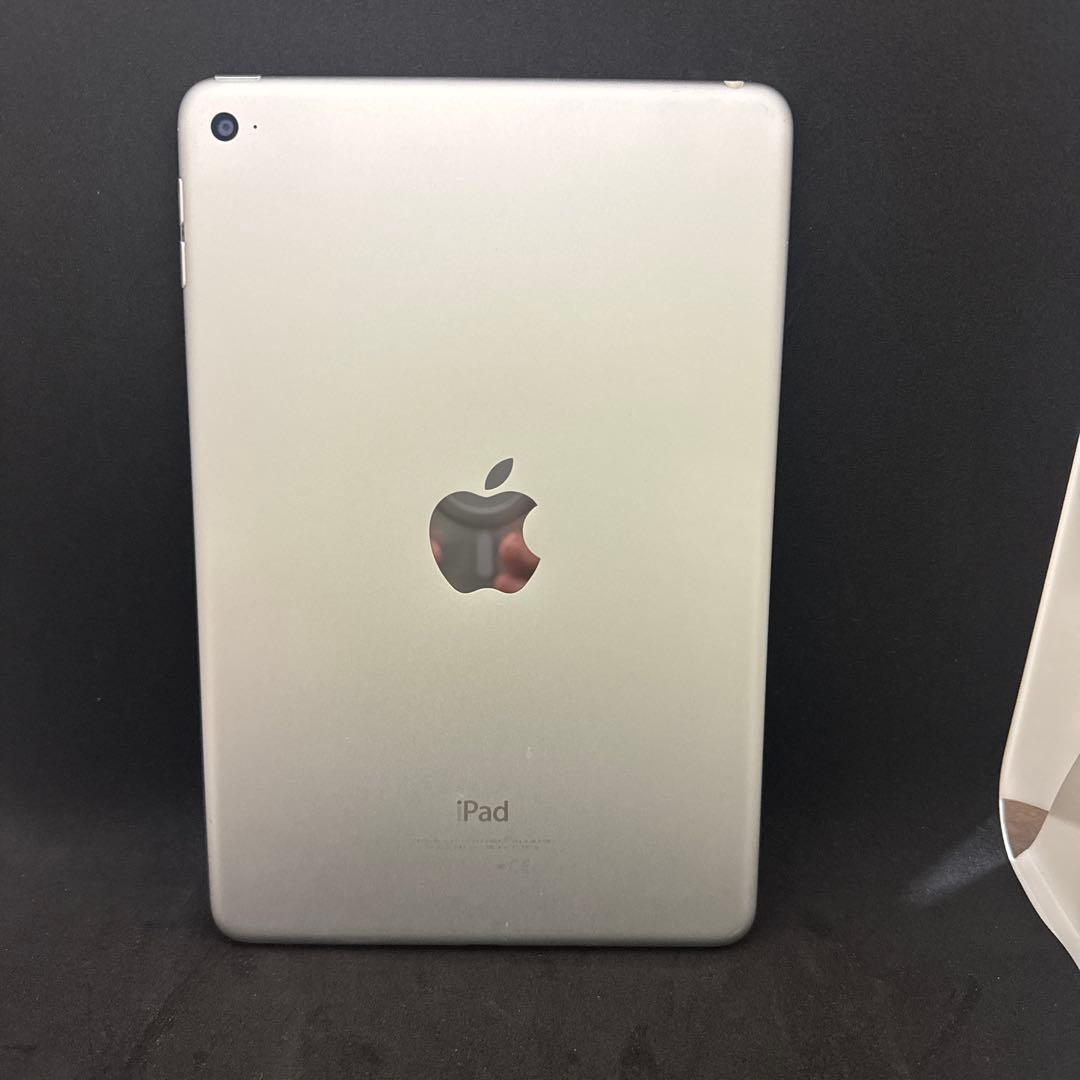 ヤムチャ　iPad mini 4 wifiモデル32GB カバー付き