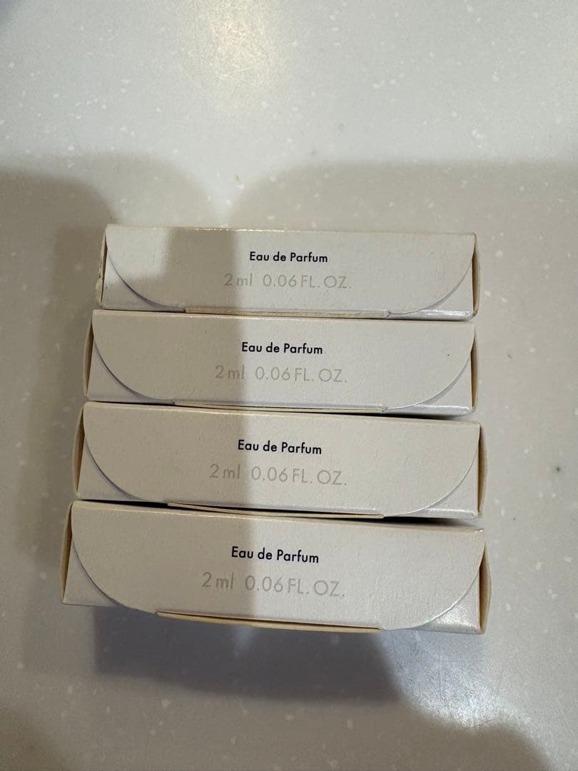 ルイ・ヴィトン 香水 2ml 【スペルオンユー2本・パシフィックチル2本】