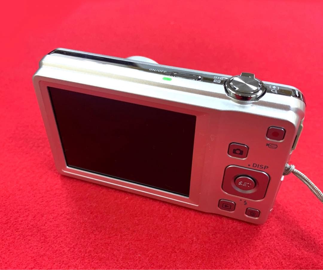 【美品】 CASIO EXILIM EX-Z28 デジカメ 箱・充電器・コード付