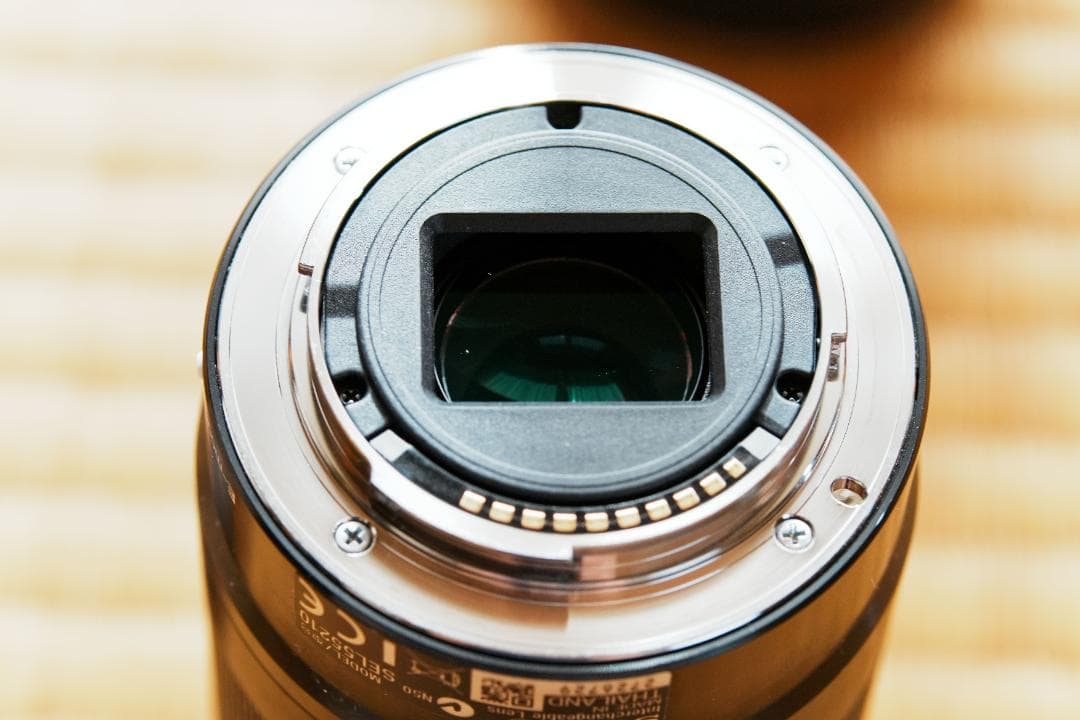 【美品】SONY　E55-210mm F4.5-6.3ズームレンズ＆保護フィルタ
