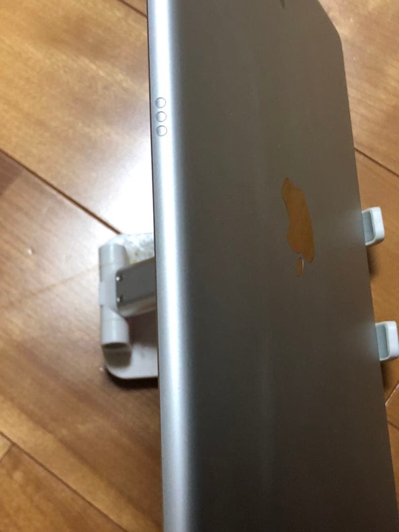 ⭐︎Apple iPad シルバー 本体　第9世代　64GB⭐︎ wifiモデル
