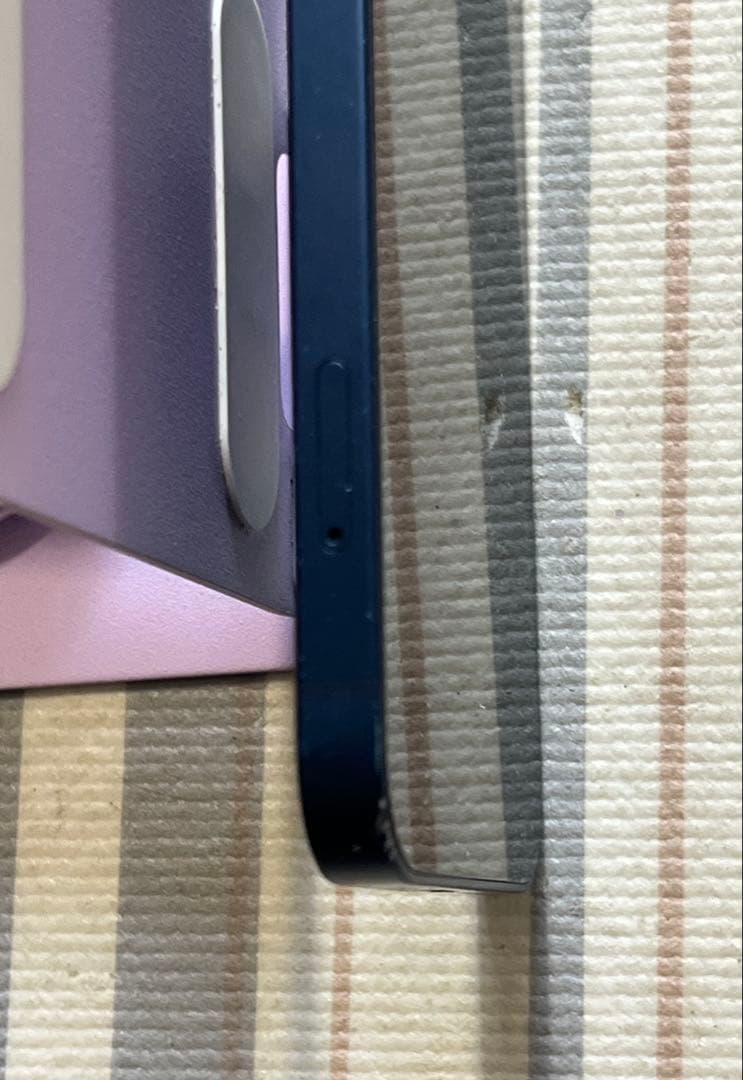 【イチゴ】iPhone 12 64GB ブルー 国内版SIMフリー