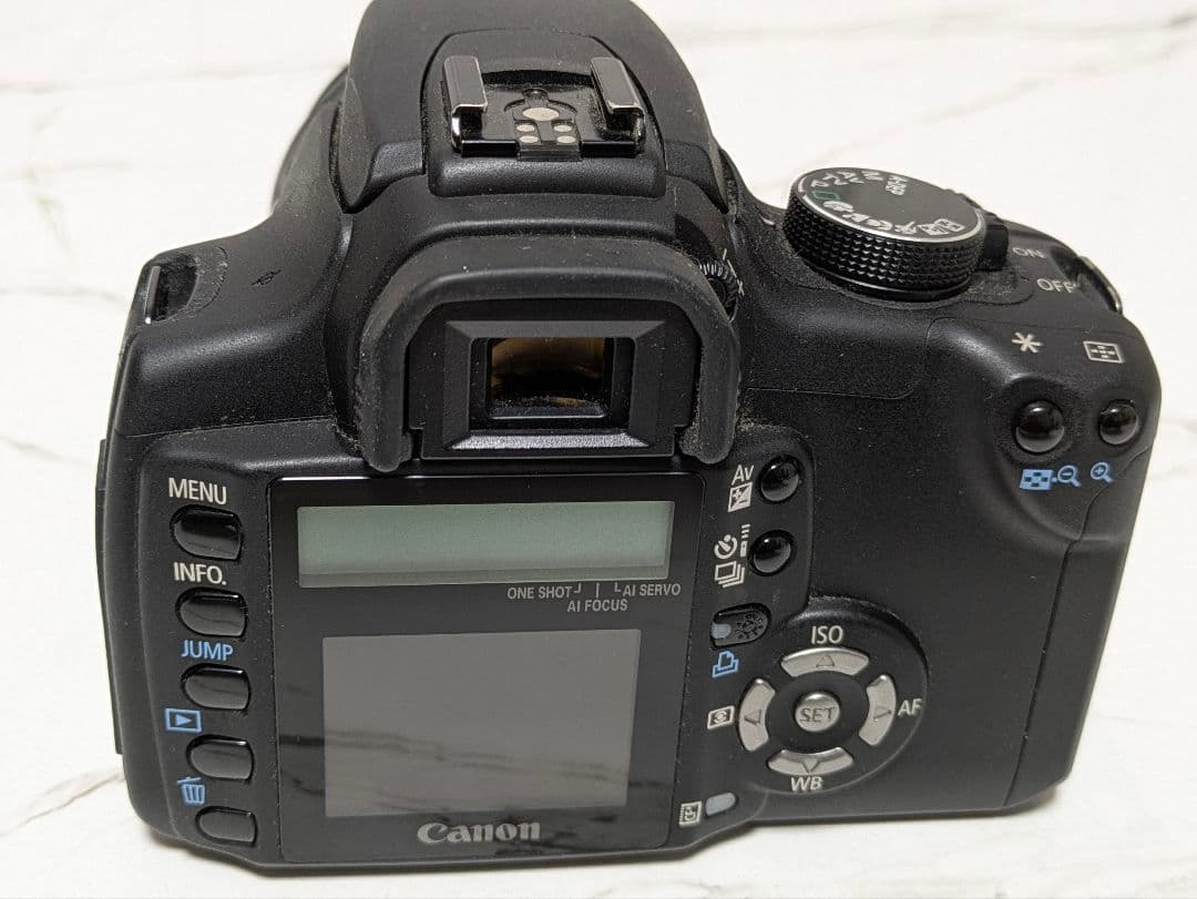 Canon　EOS kiss Digital N　レンズ付き
