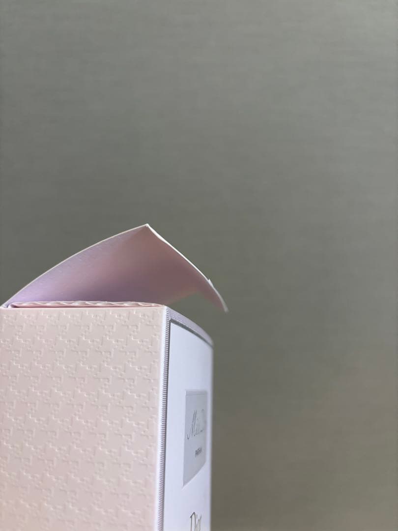 Miss Dior PARFUM 箱入り
