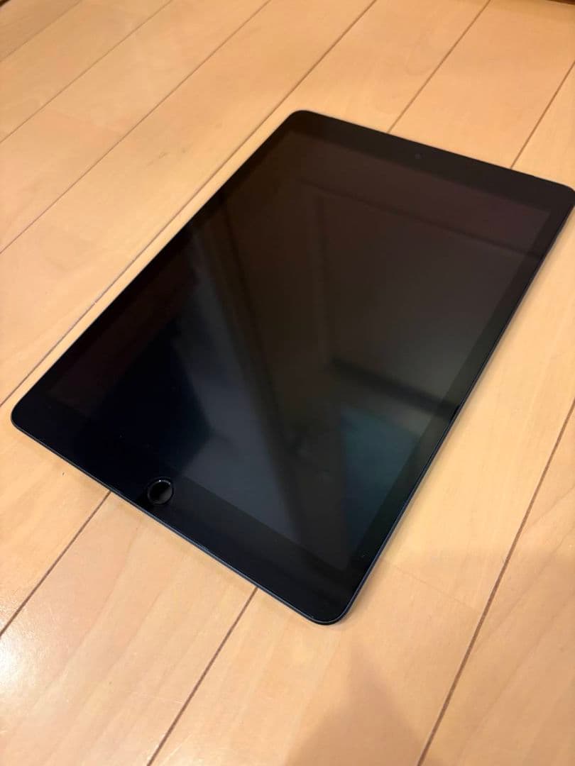 Apple iPad スペースグレー 本体 第9世代 64GB