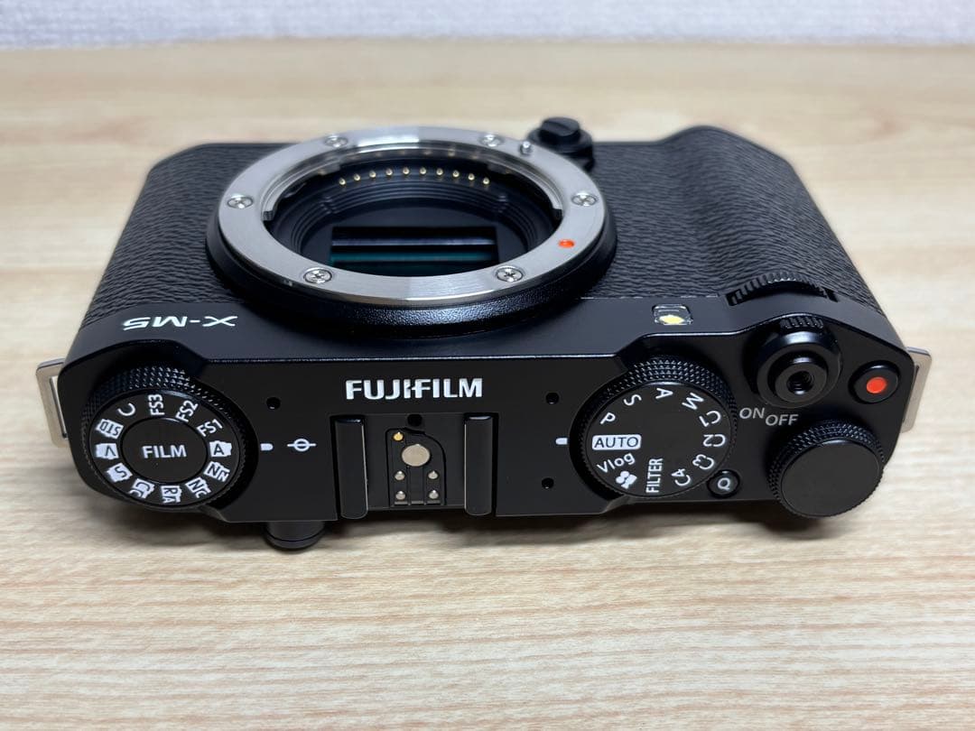 FUJIFILM X-M5 ブラック シャッター回数87 付属品多数
