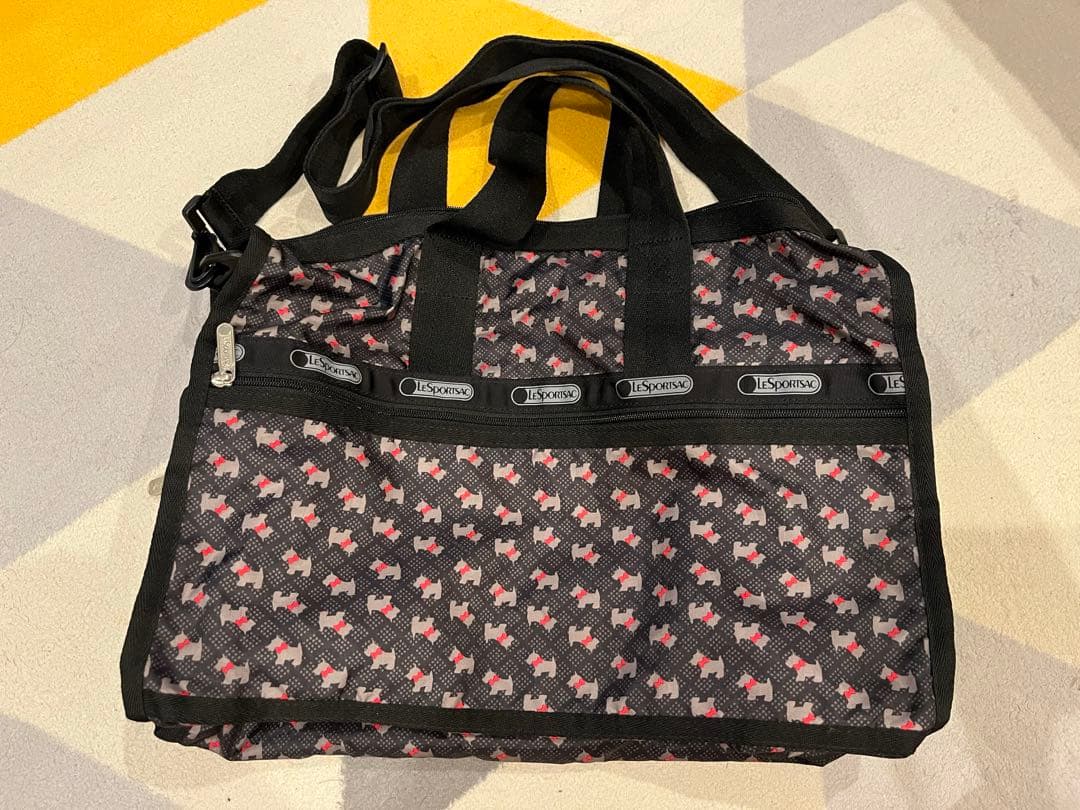【美品】LESPORTSAC 犬柄　シュナウザー柄バッグ ポーチセット ブラック
