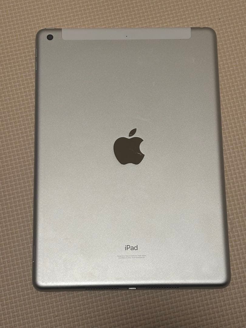 Apple iPad 第9世代 シルバー 64GB iPadケース・タッチペン付
