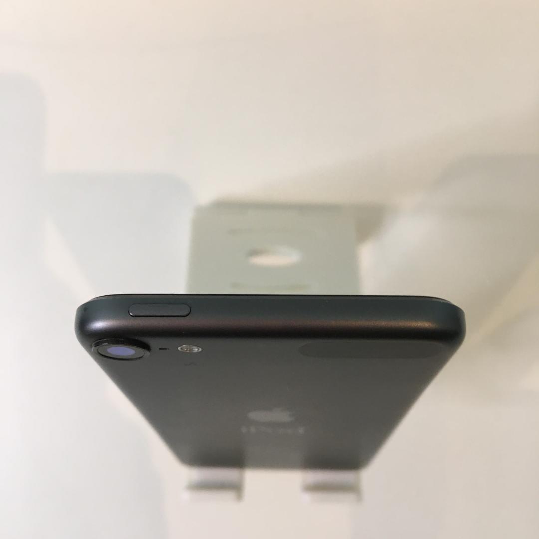 【中古美品】iPod touch 第6世代 32GB スペースグレー