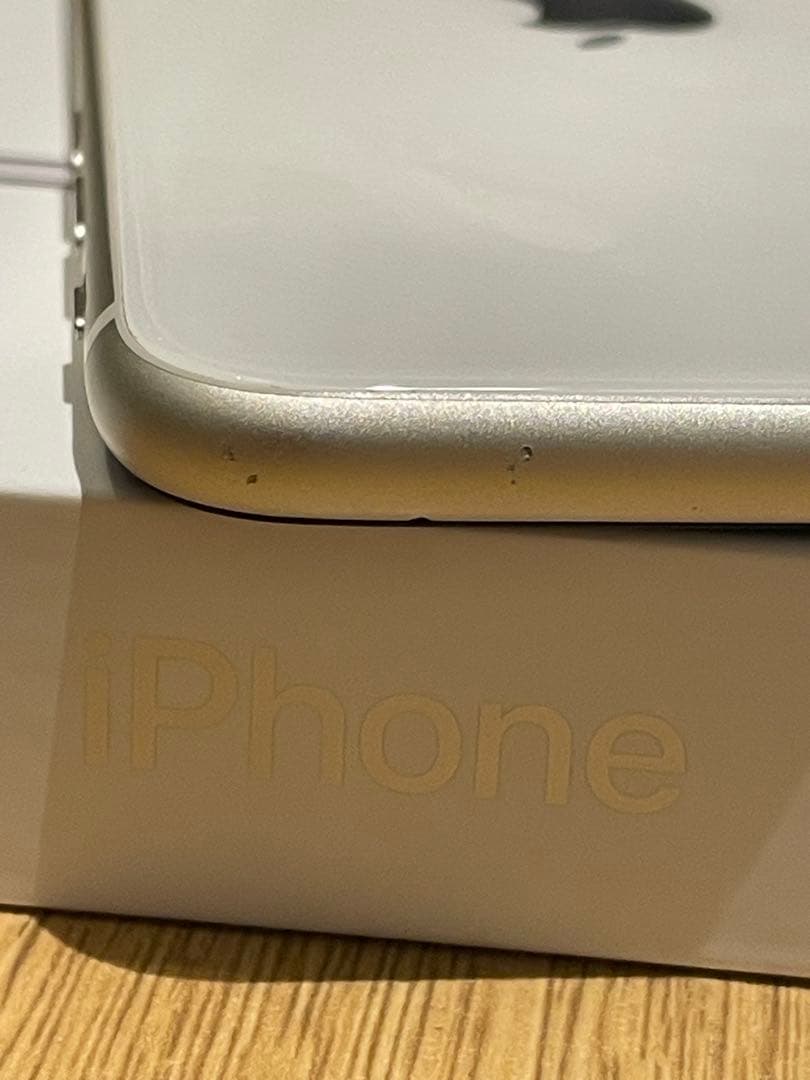 iPhone SE3 ホワイト 本体　128G SIMフリー