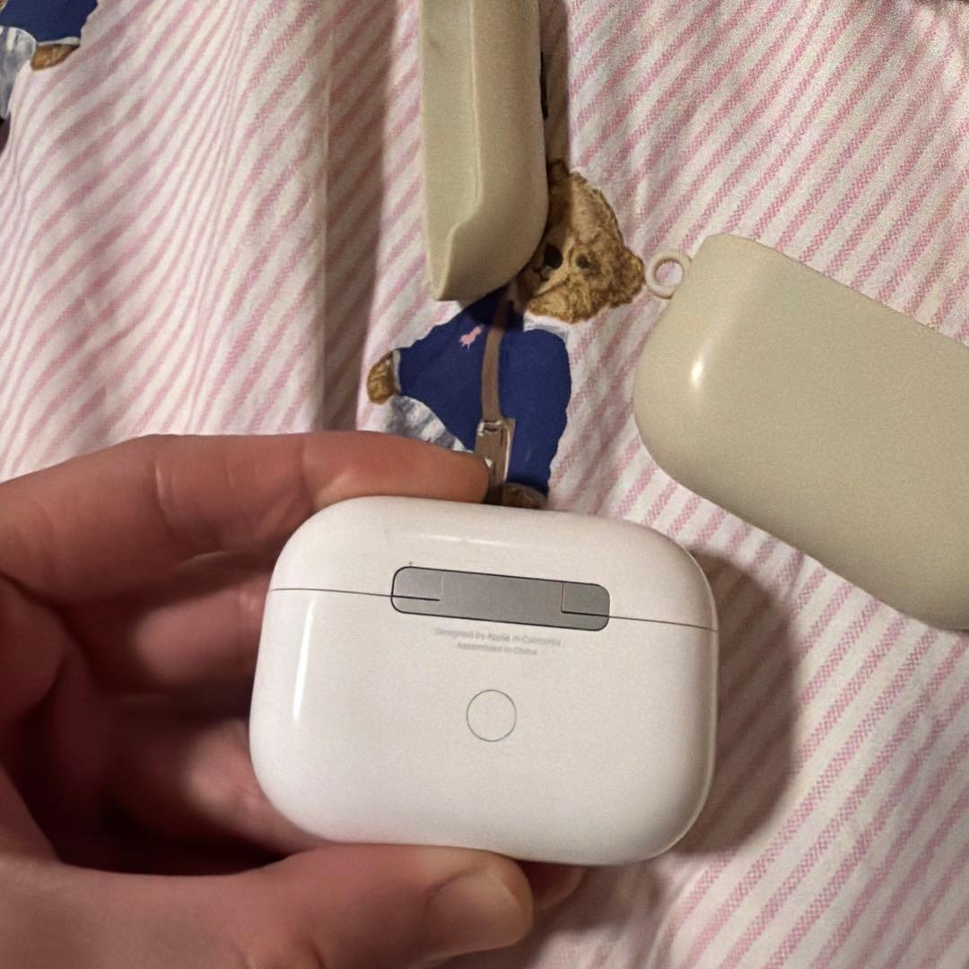 AirPods Pro ￼