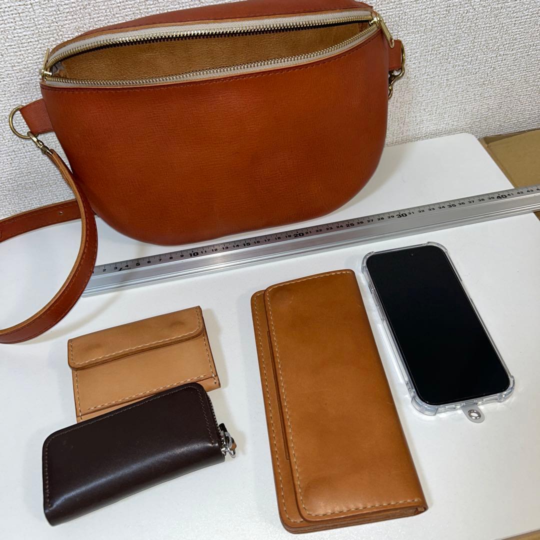革好きに！ベジタブルタンニン鞣し　カーフのショルダーバッグ　ボディバッグ