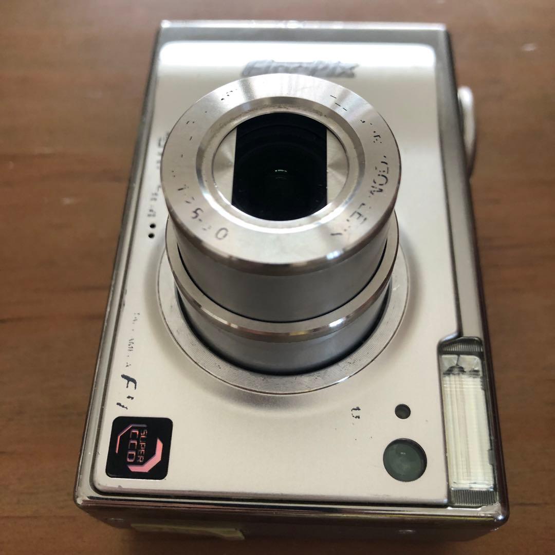 【作例あり】FUJIFILM finepix F11 CCDセンサー コンデジ