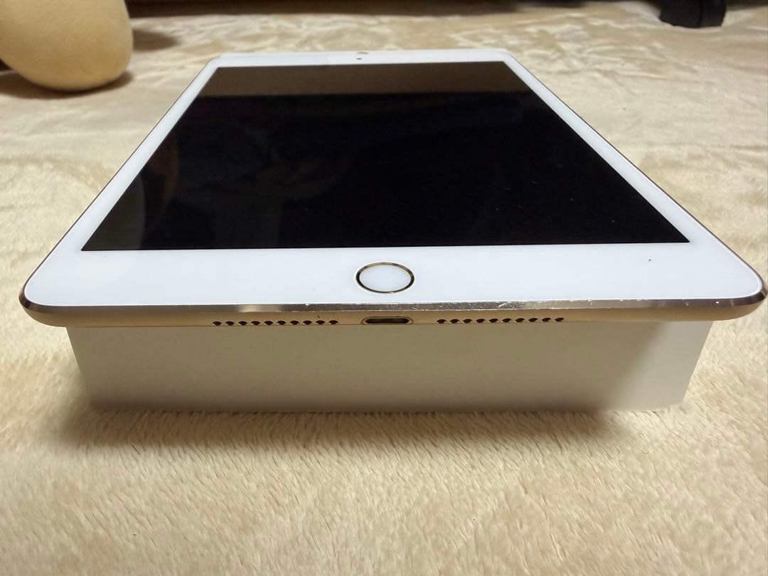 iPad mini4 ゴールド