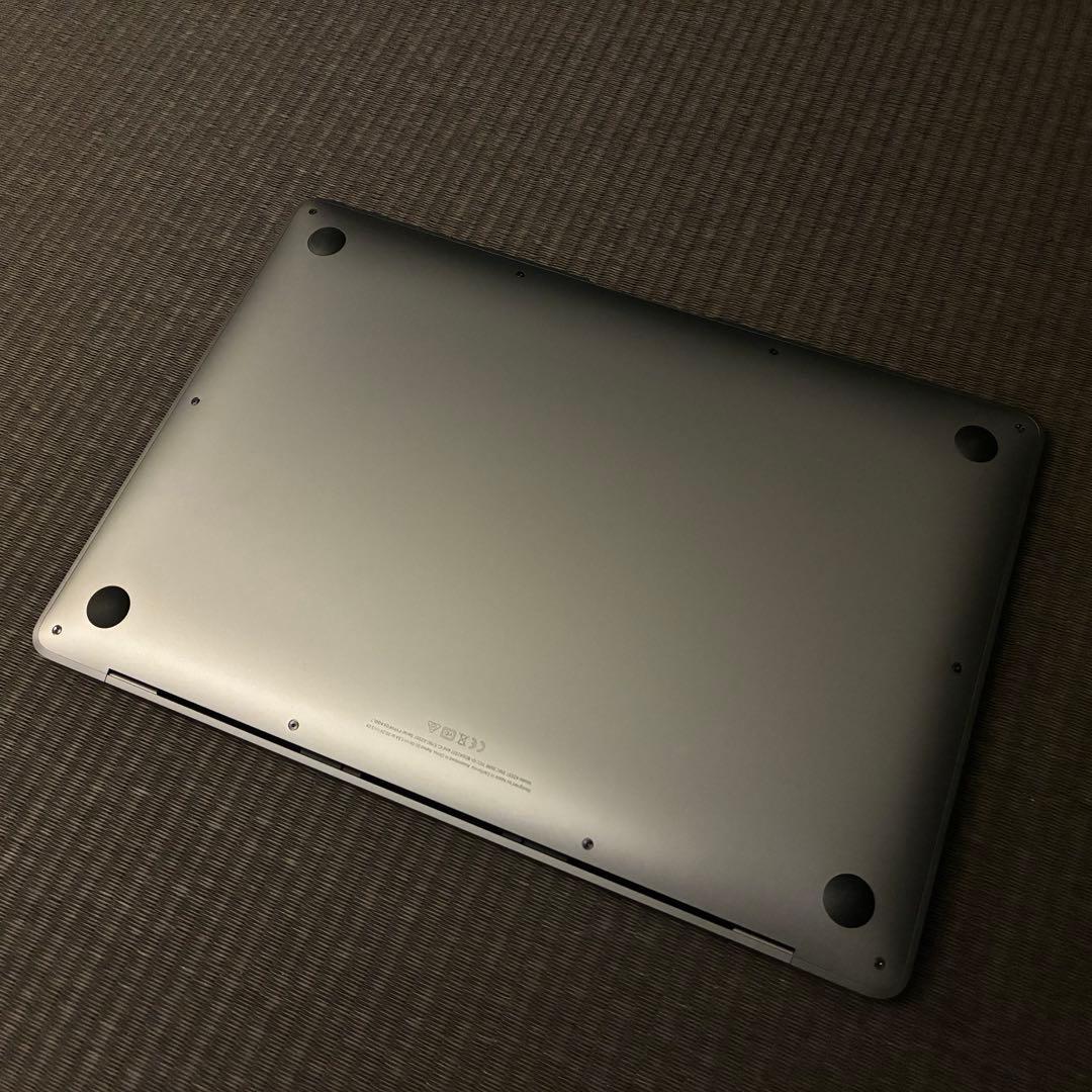 MacBook Air 13-inch M1 バッテリー最大容量98%