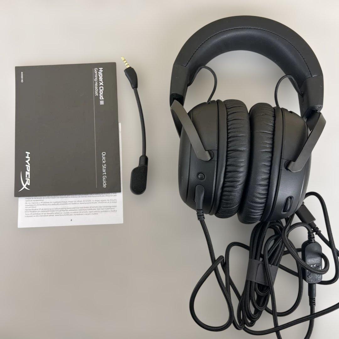 603013 HyperX Cloud III  ゲーミングヘッド