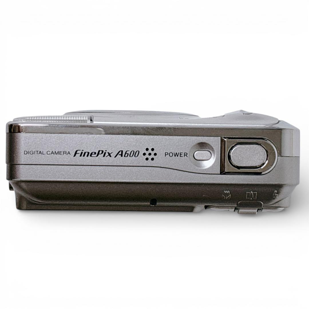 箱付　FUJIFILM FinePix A600 単3電池　シルバー　コンデジ