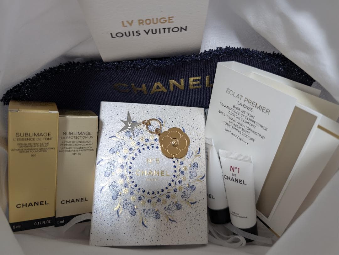 CHANEL & LOUIS VUITTON 香水 リップ