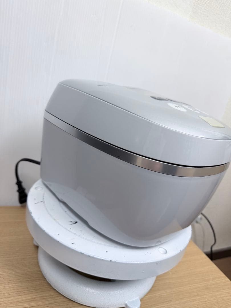 タイガー 圧力IH炊飯器JPC-A100 1.0L（5.5合） 2018年製