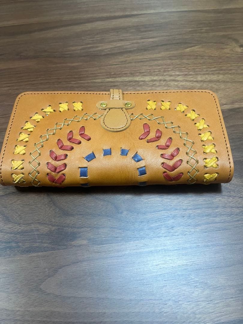 【新品・値下げ交渉可】ロビタ　レザークラフト ベージュレザー長財布