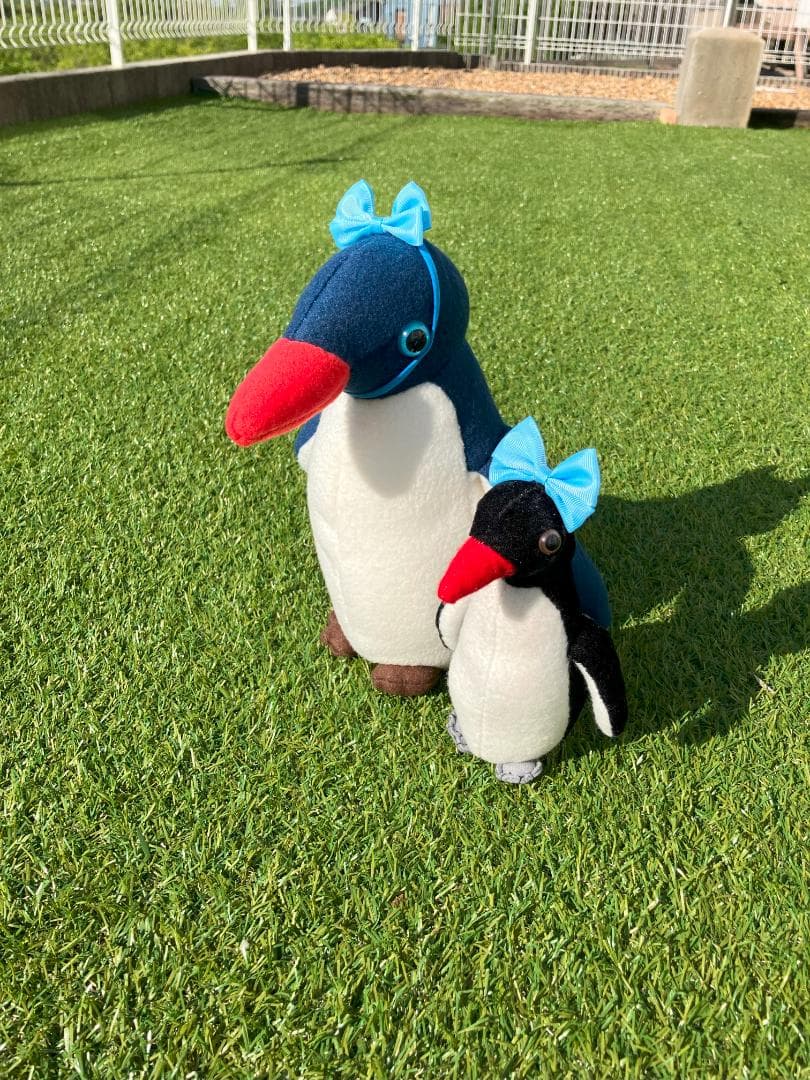 手作りのペンギンオブジェセット：可愛らしさを楽しむインテリアアート