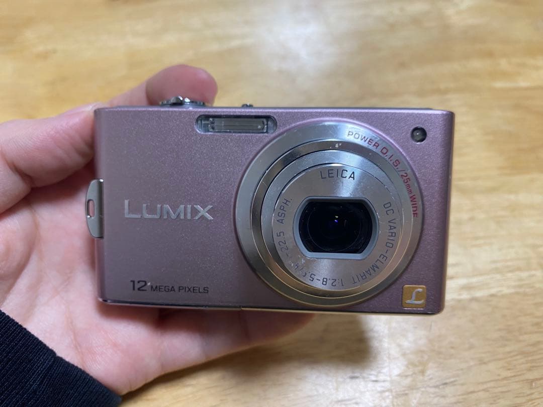 Panasonicデジカメ　LUMIX DMC-FX60ピンク 12メガピクセル