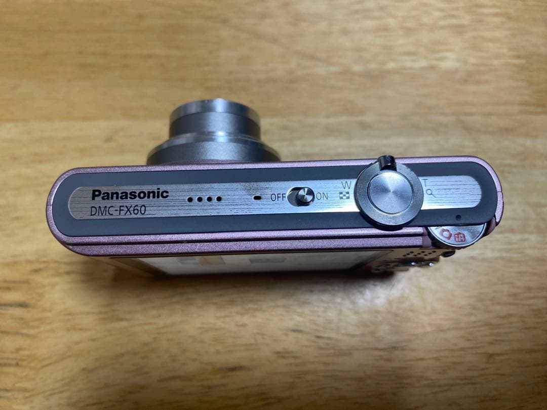Panasonicデジカメ　LUMIX DMC-FX60ピンク 12メガピクセル