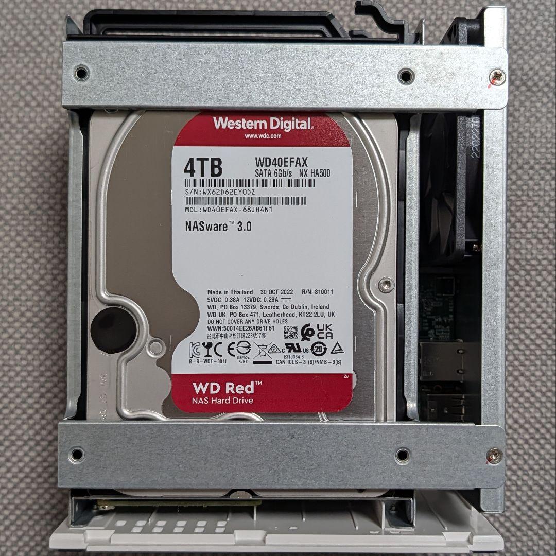 QNAP TS-233 2ベイNAS ＋ NAS専用HDD 4TB（2個）セット