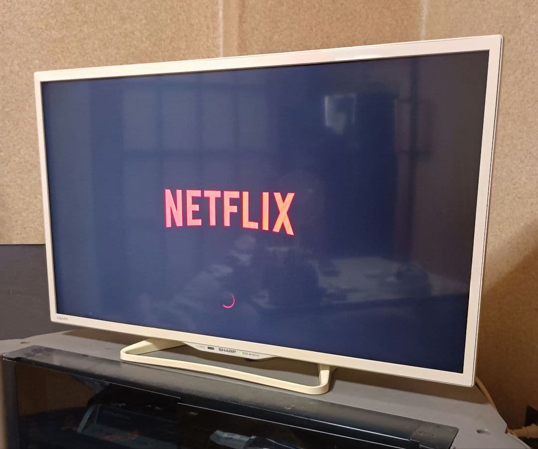 SHARP AQUOS LC-32w35液晶テレビ 32インチ Netflix