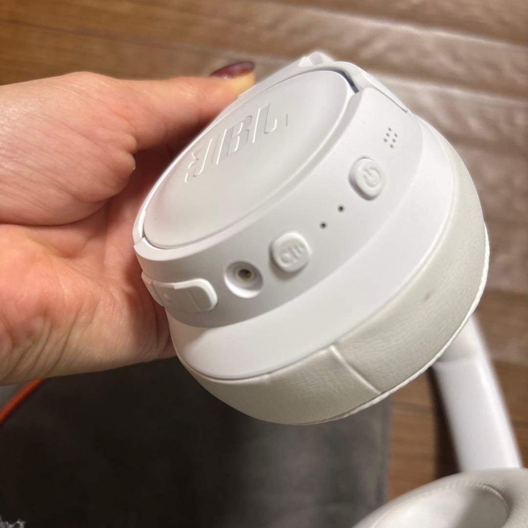 JBL Tune 770NC ホワイト ワイヤレスヘッドホン