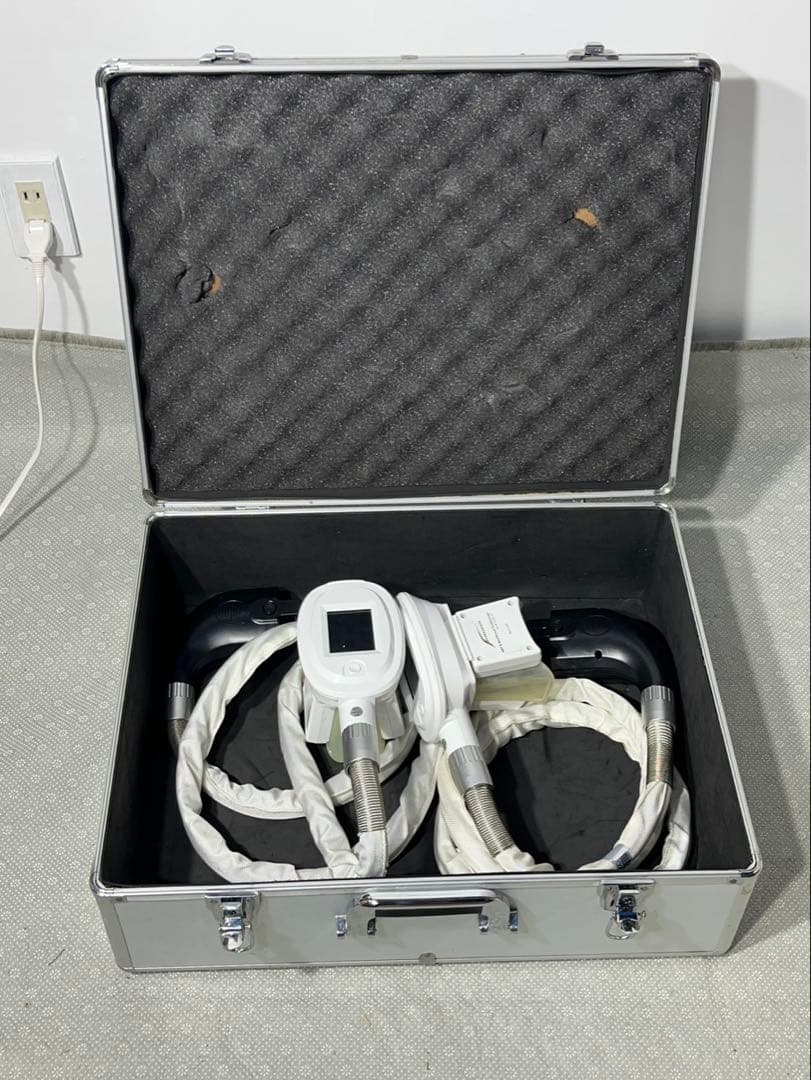 凍傷防止機能付き。正規品脂肪冷却痩身フリーズファットver.4オーバーホール済。