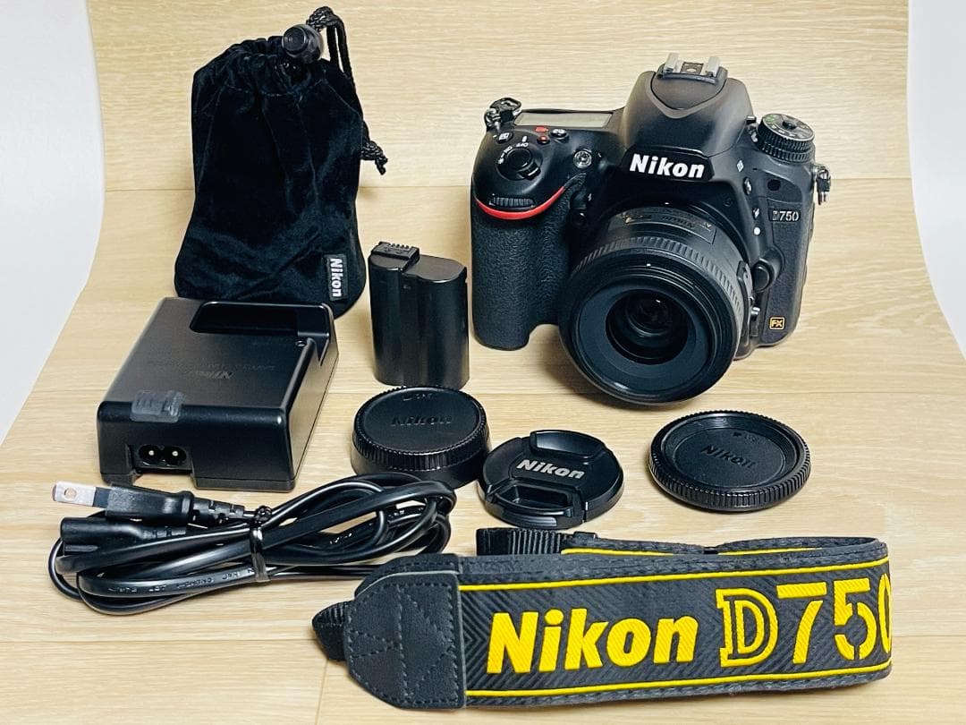 Nikon ニコン D750＋レンズ2セット (35mm＋24-120ｍｍ)