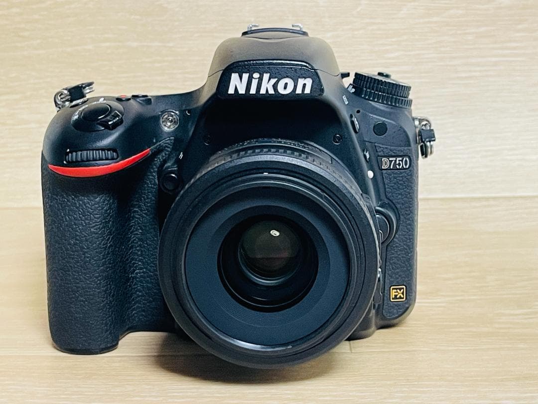 Nikon ニコン D750＋レンズ2セット (35mm＋24-120ｍｍ)