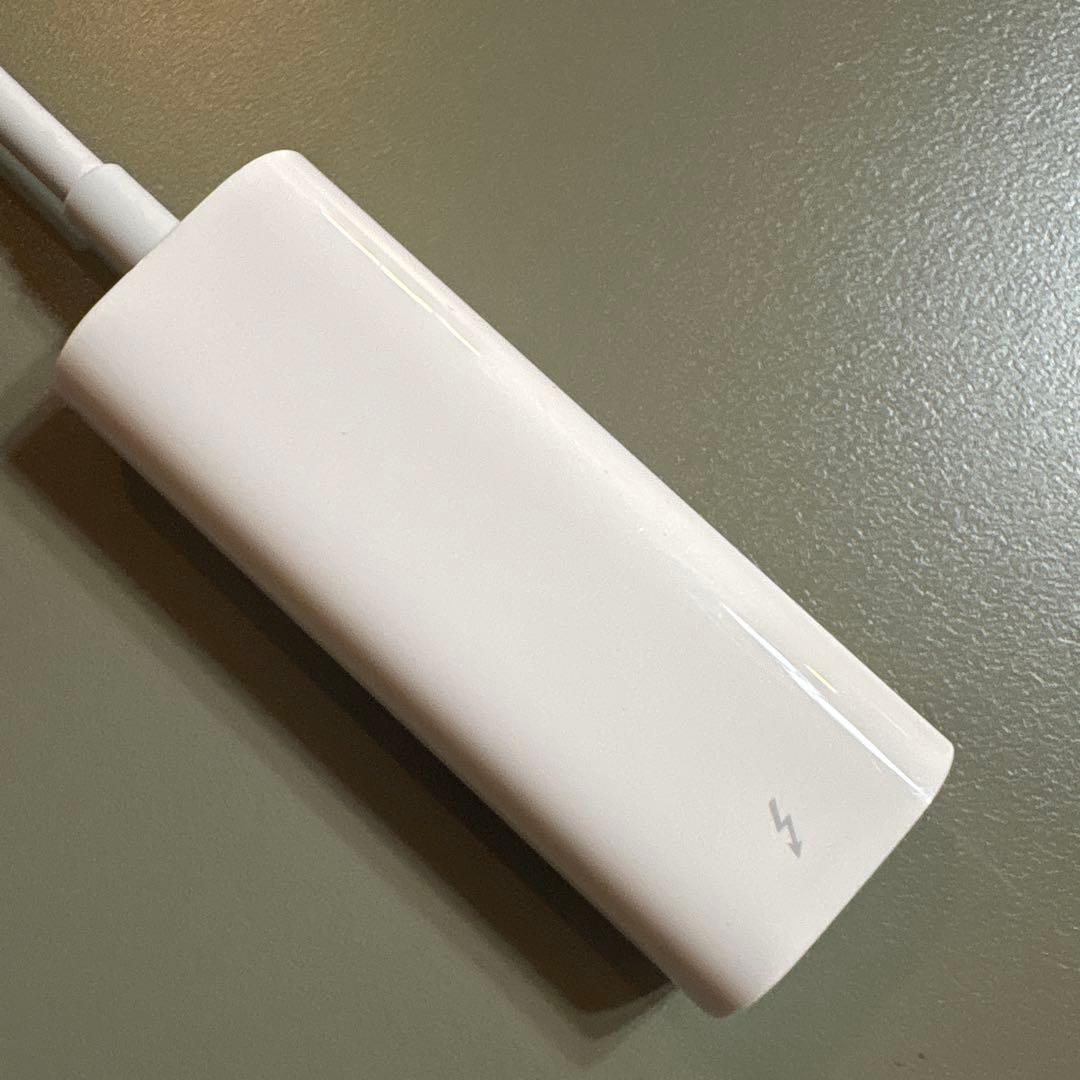 Apple USB-C-Thunderbolt 2　変換アダプタ　A1790