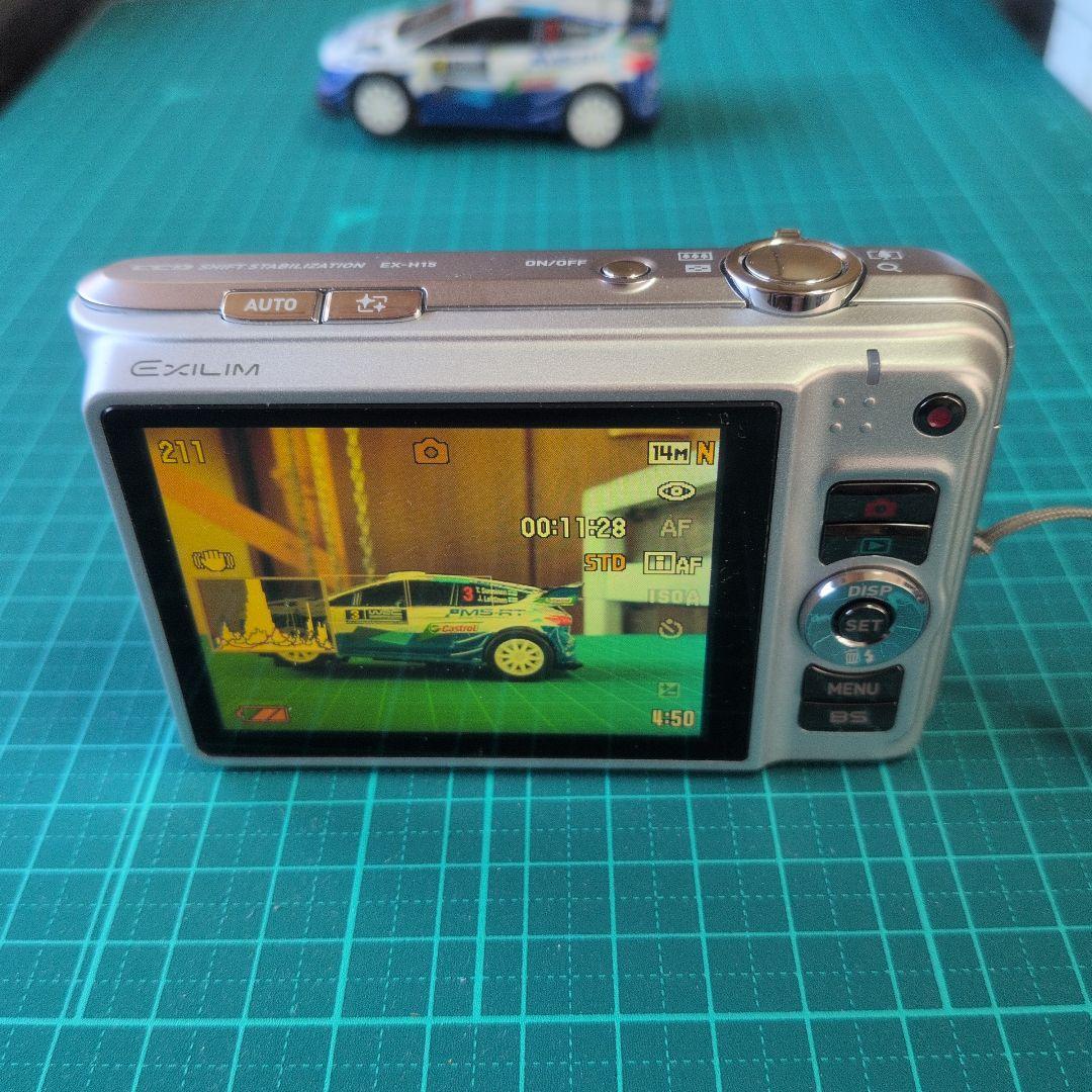 CASIO EX-H15 コンパクトデジタルカメラ