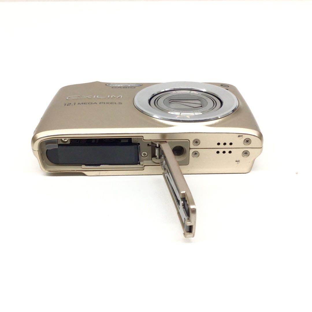 CASIO EXILIM 12.1メガピクセル ゴールド充電器セット⭐︎