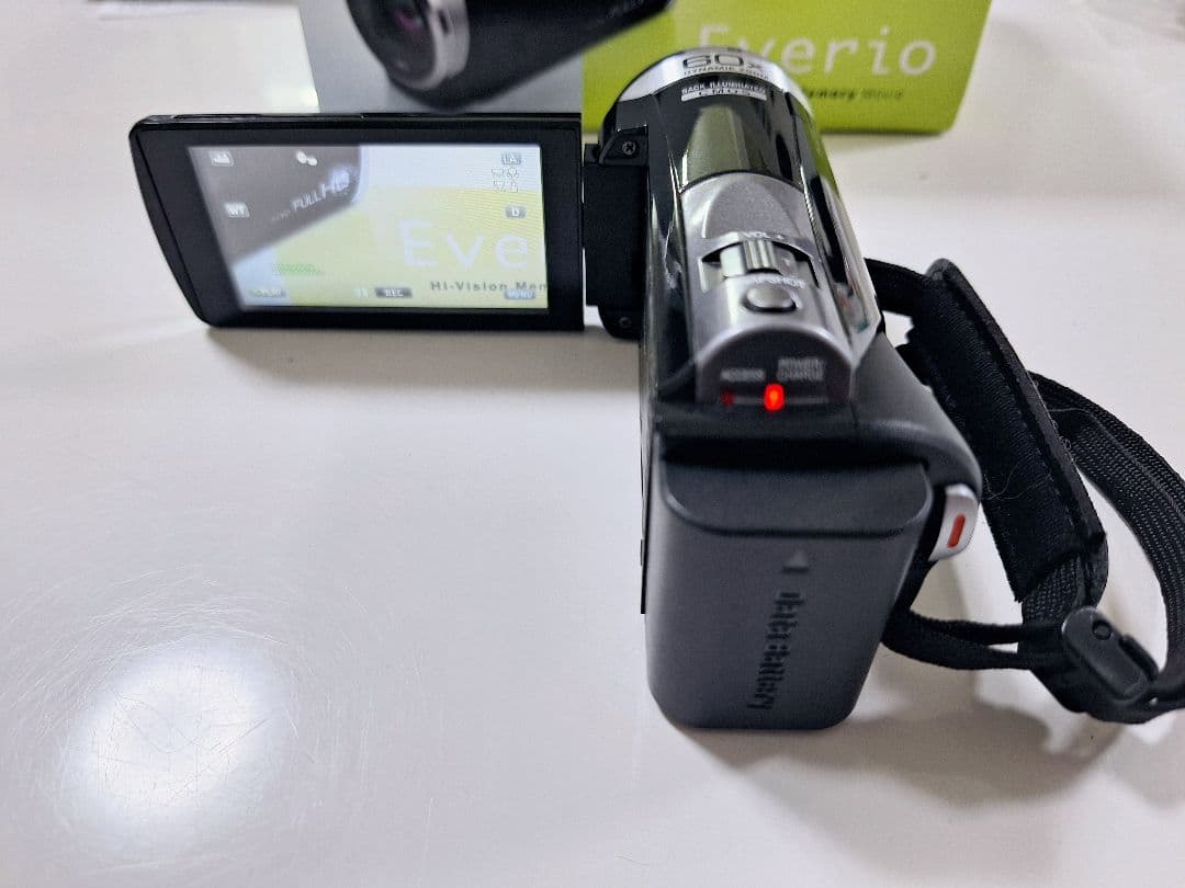美品 JVC Everio GZ-E320 フルHD ビデオカメラ 本体 一式