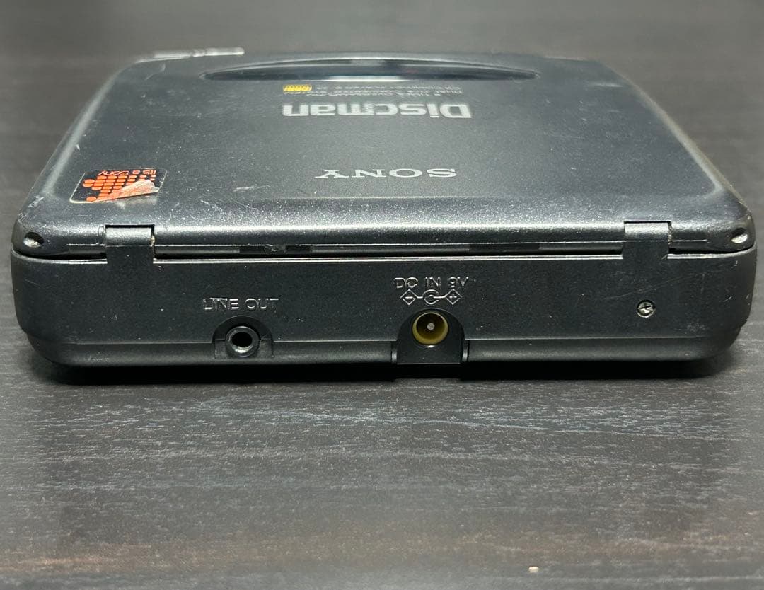 動作品 SONY Discman D-33 ソニーディスクマン ポータブルCD