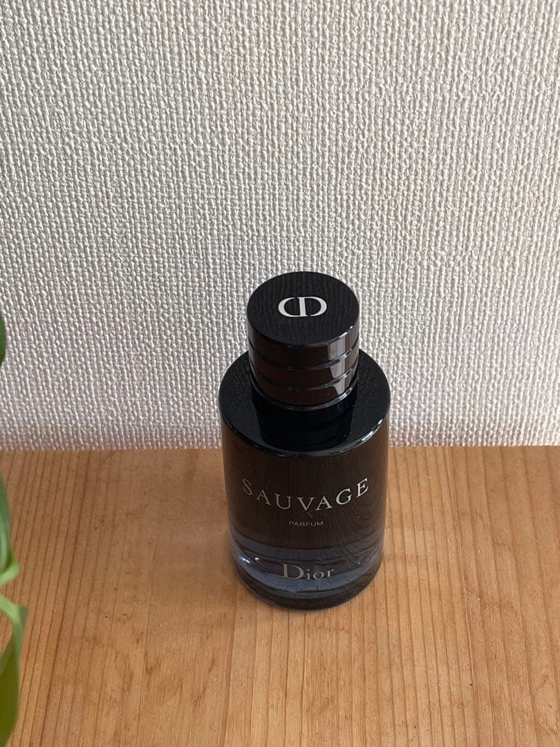 Dior SAUVAGE パルファム 国内正規店購入 残量95%以上