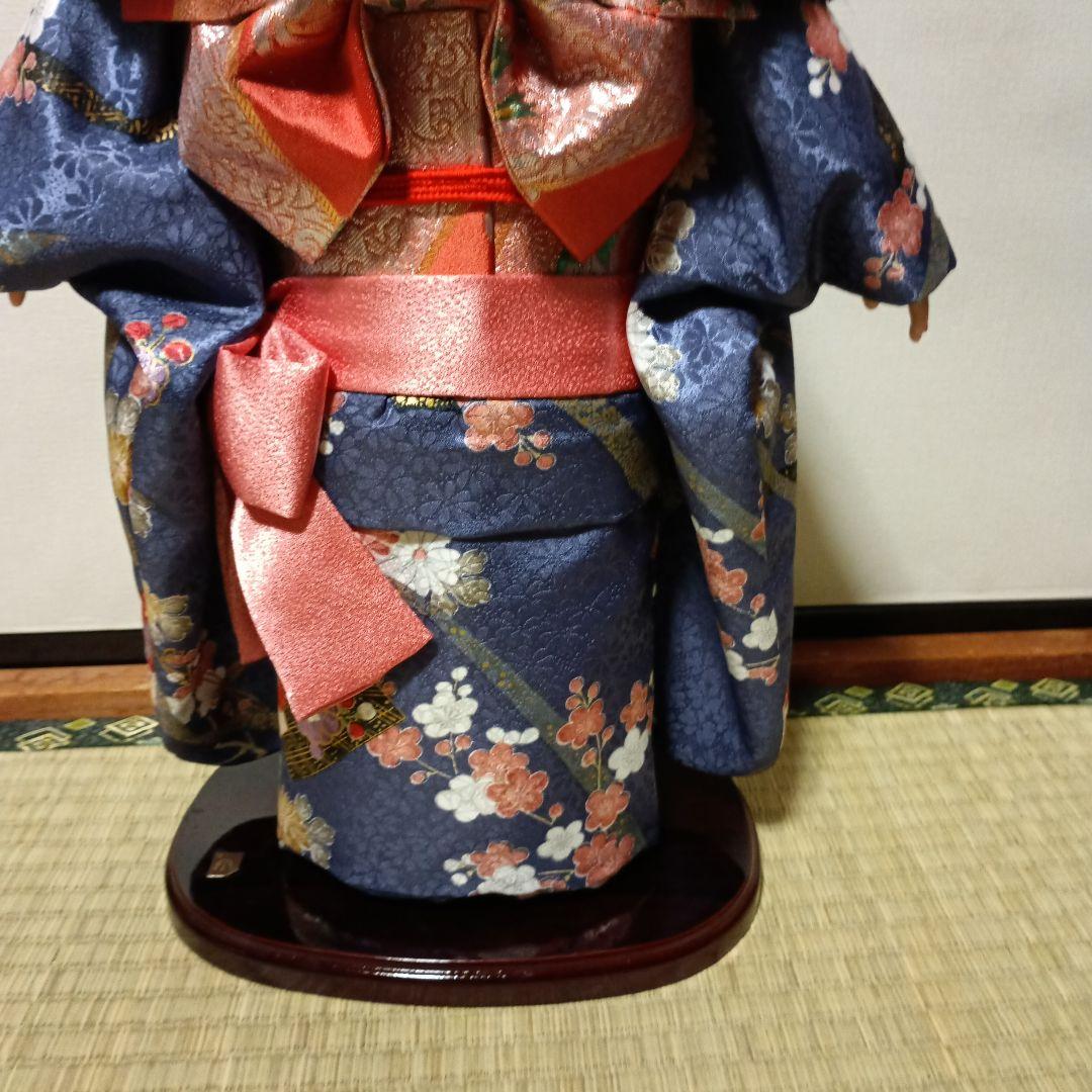 市松人形 青色の花柄着物