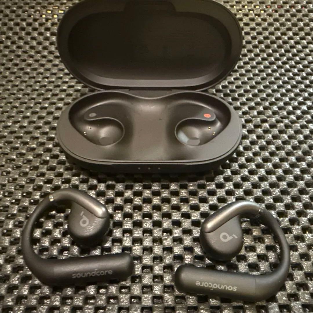 Soundcore AeroFit ワイヤレスイヤホン