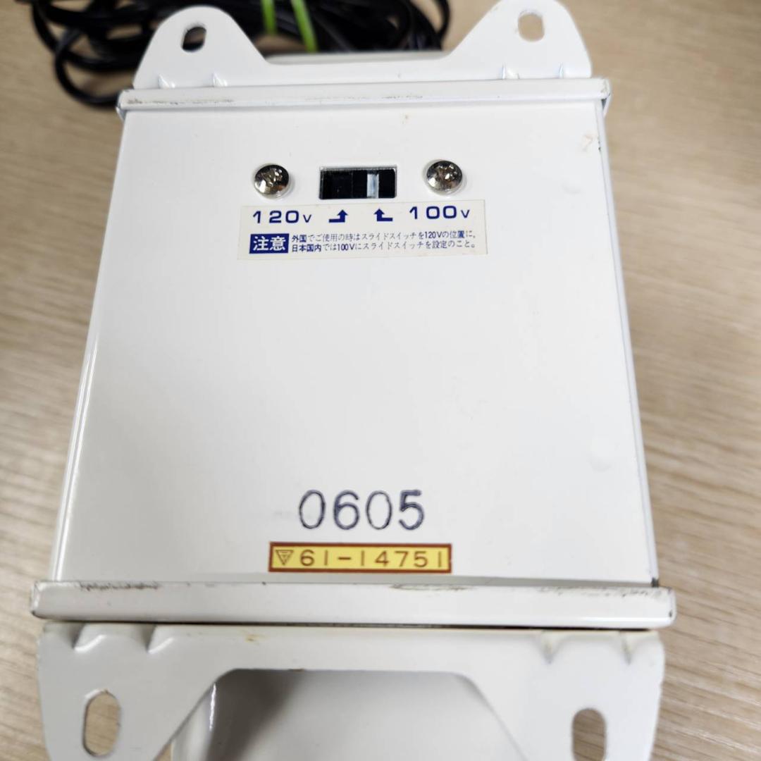 ★日章工業　アップダウン両用変圧器　SK-1100U　AC100⇔AC120