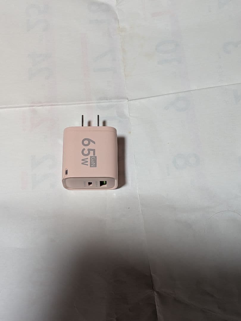 Apple iPhone SE (第3世代) 本体スターライト64GB