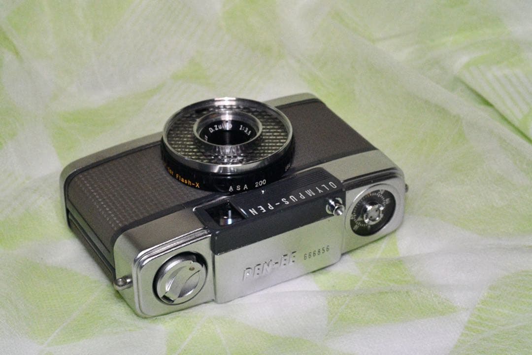 《動作品》OLYMPUS PEN-EE a342-11