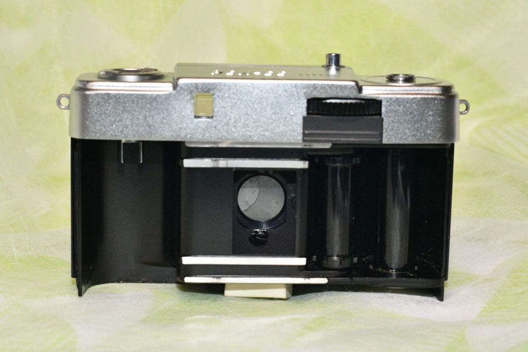 《動作品》OLYMPUS PEN-EE a342-11